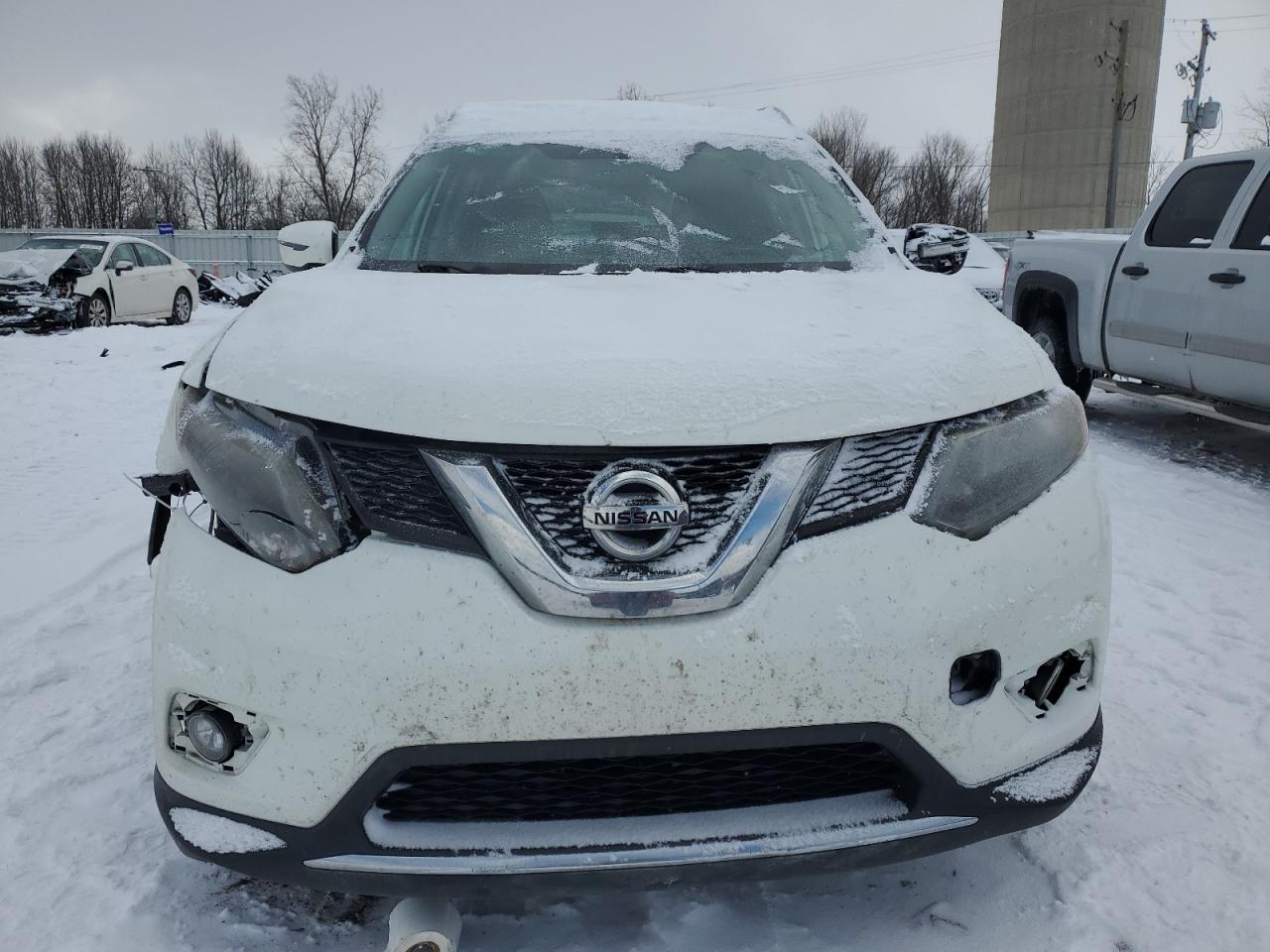 2016 Nissan Rogue - Image 5