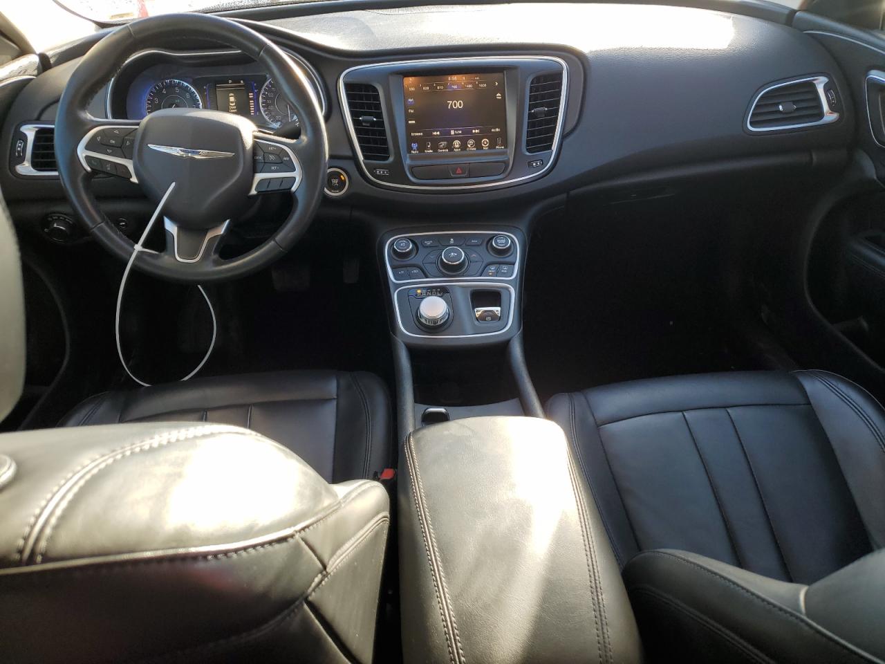2016 Chrysler 200 - Image 8