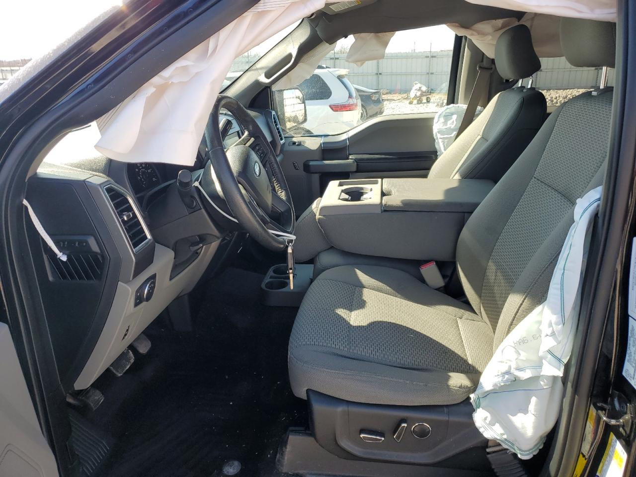 2016 Ford F-150 - Image 7