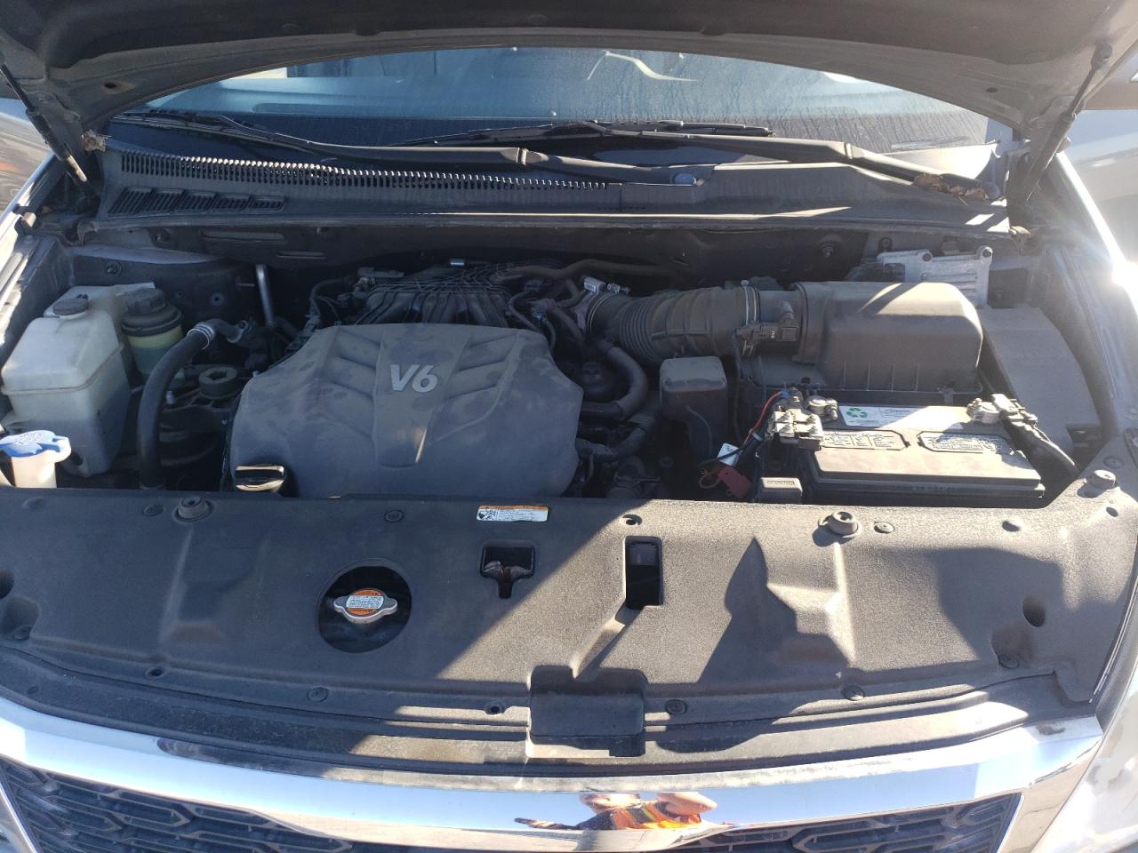 2012 Kia Sedona - Image 13