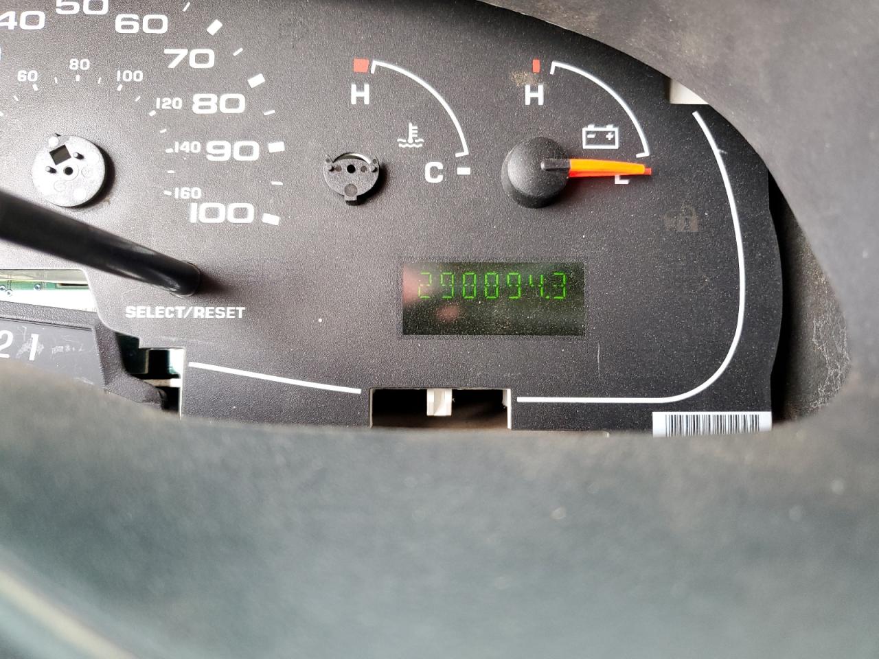2006 Ford Econoline - Image 9