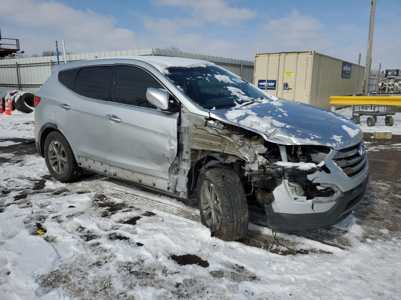2016 Hyundai Santa Fe - Image 4