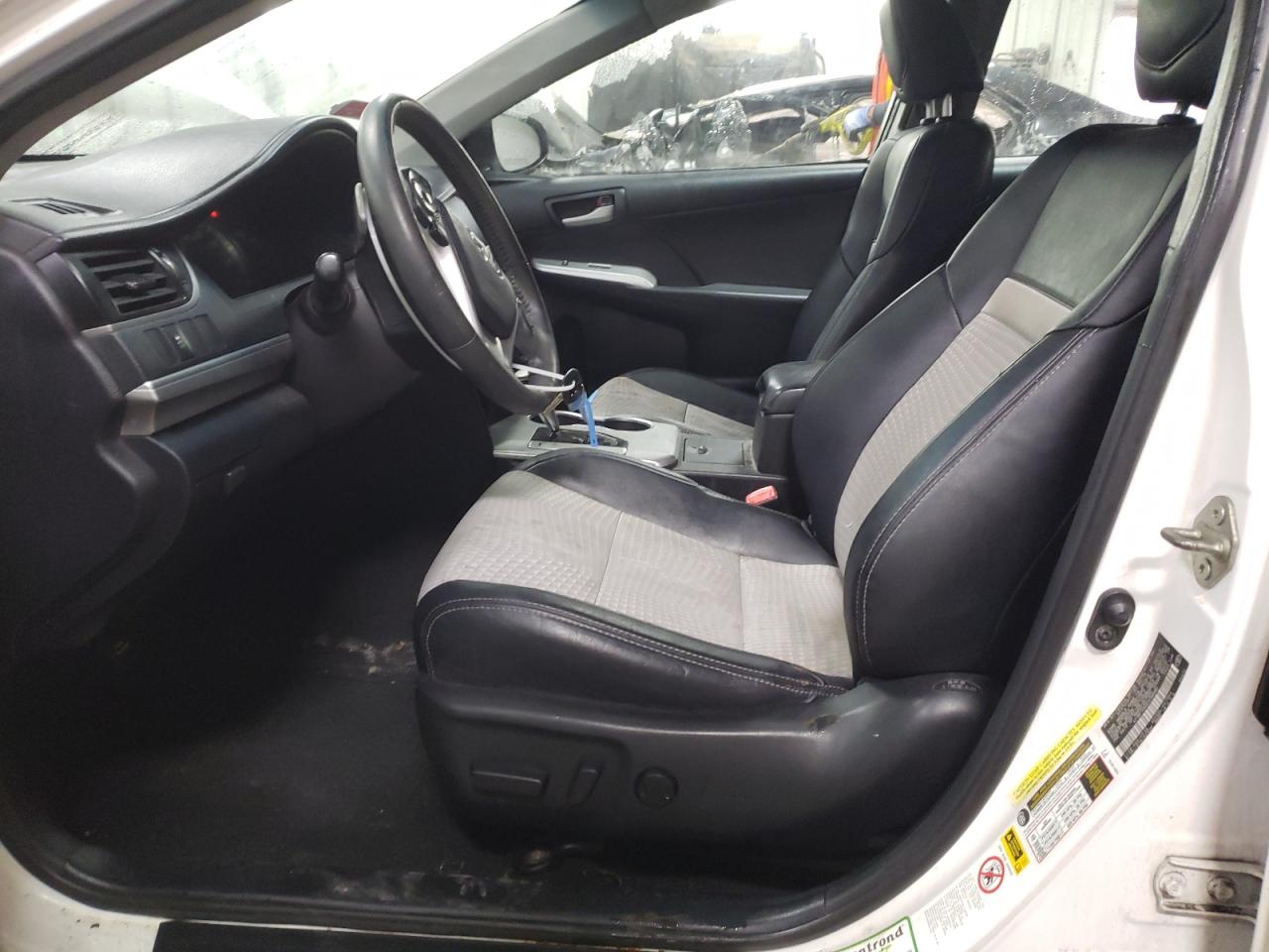 2014 Toyota Camry - Image 7