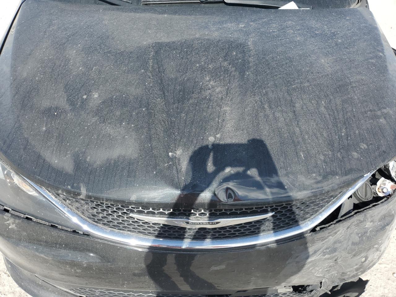 2021 Chrysler Voyager - Image 14