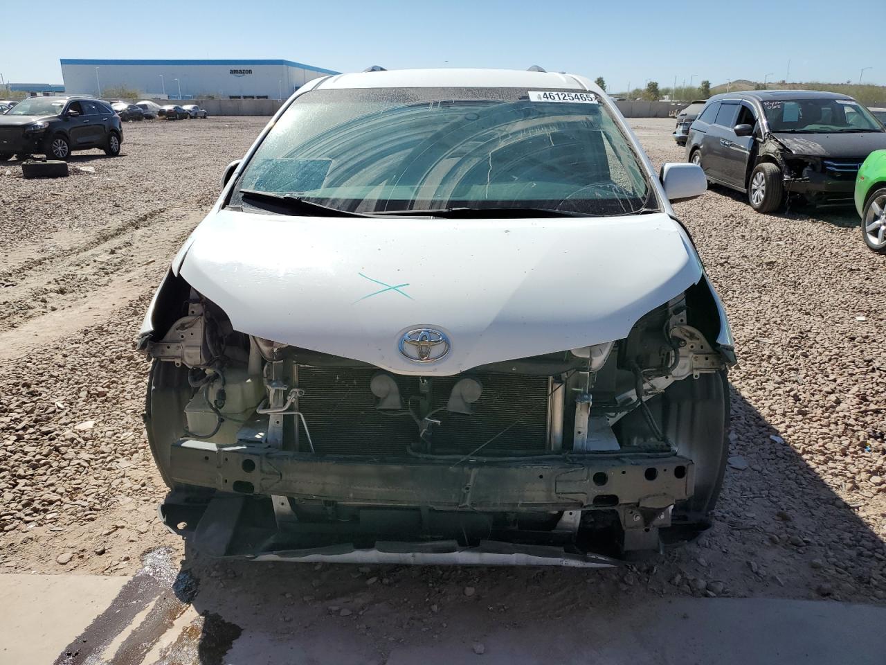 2015 Toyota Sienna - Image 5
