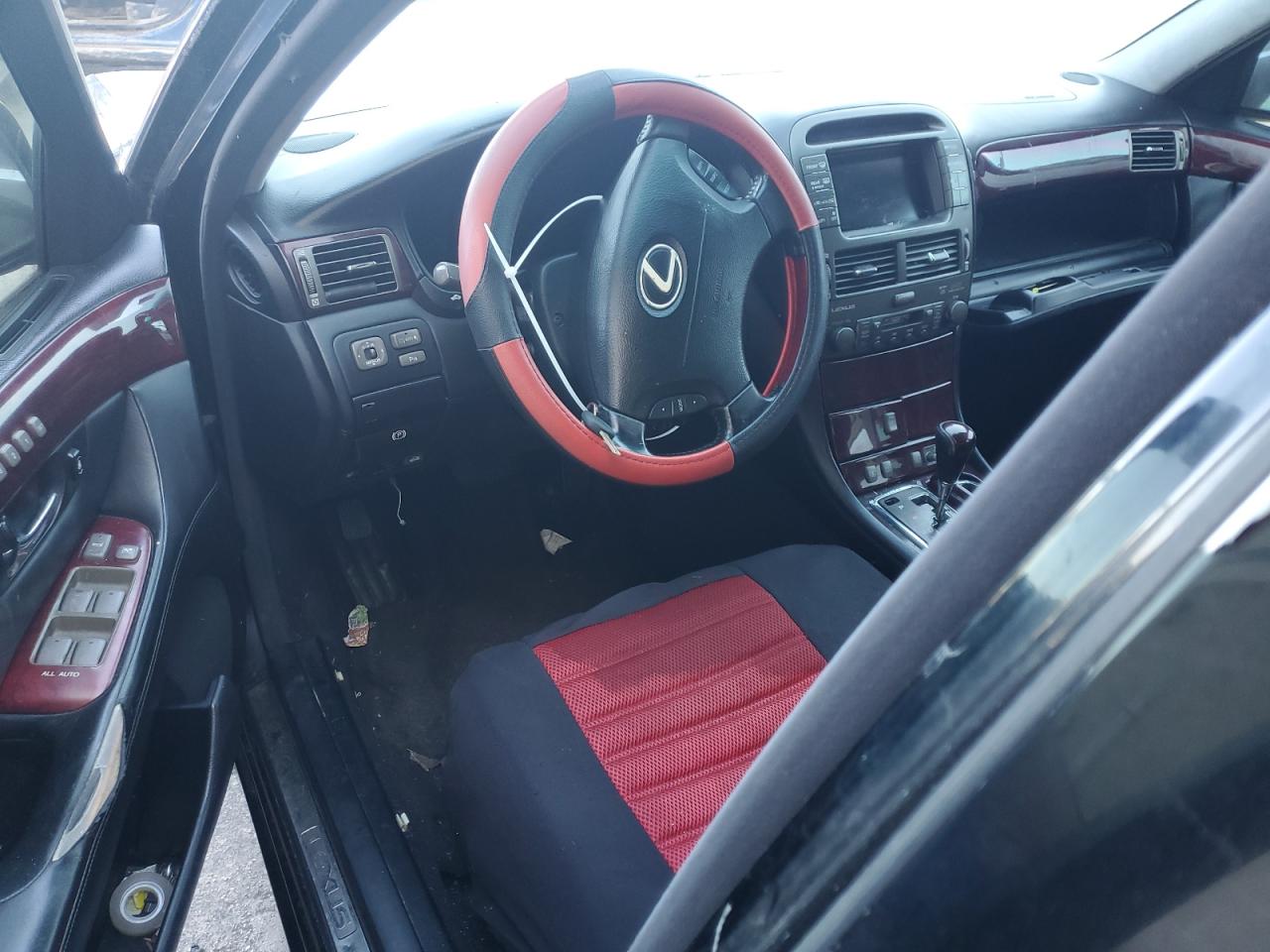 2003 Lexus LS - Image 8