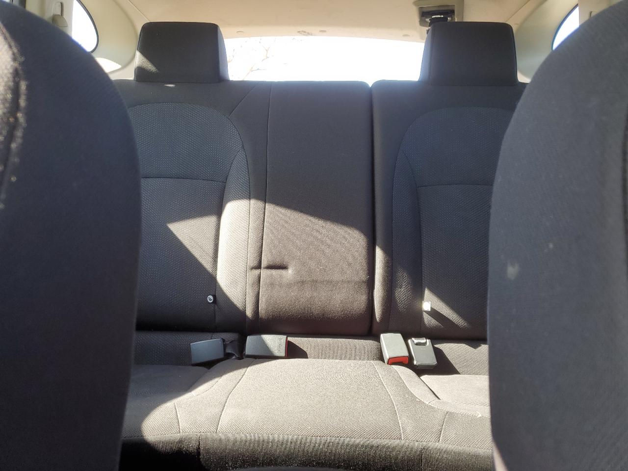 2015 Nissan Rogue - Image 10