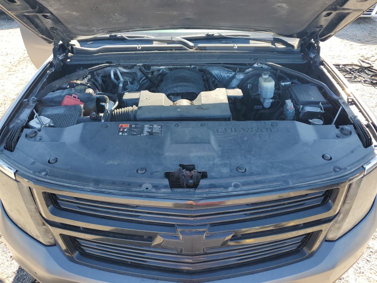 2015 Chevrolet Suburban - Image 11
