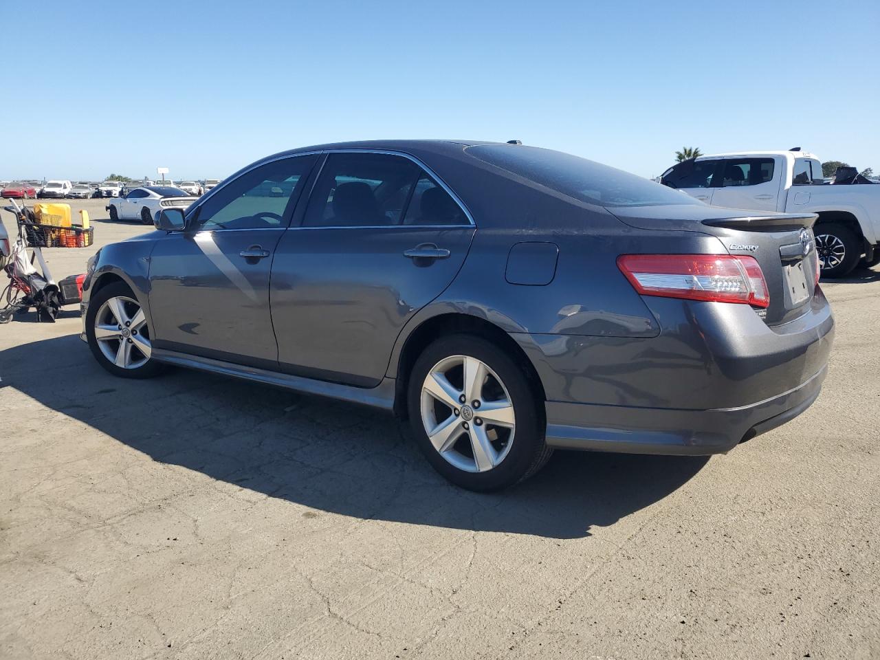 2011 Toyota Camry - Image 2