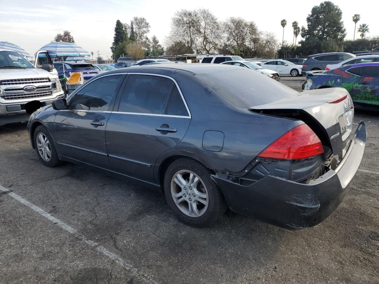 2007 Honda Accord - Image 2