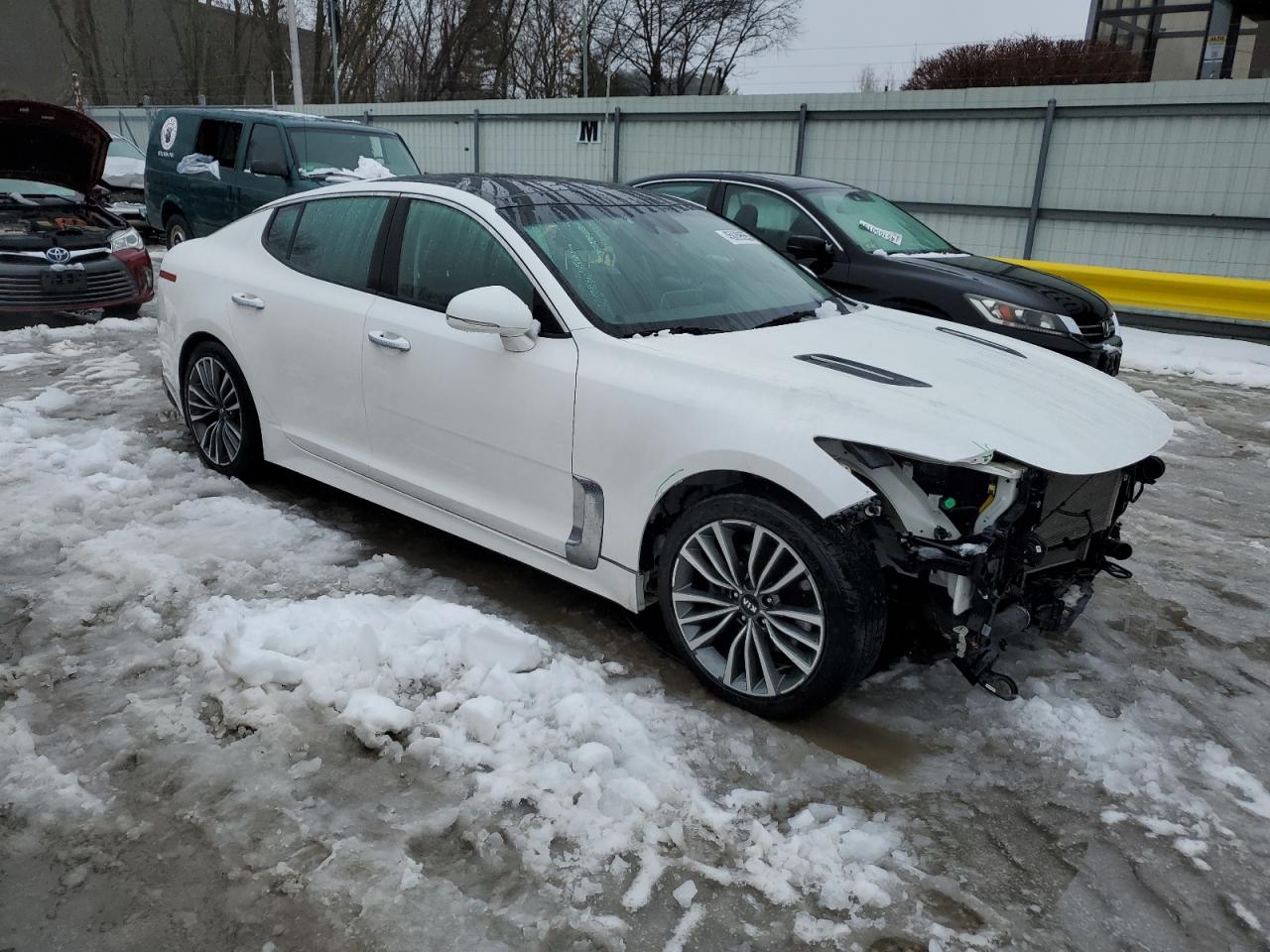 2018 Kia Stinger - Image 4