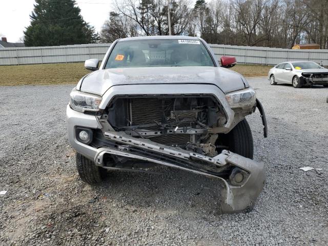  TOYOTA TACOMA 2020 Srebrny