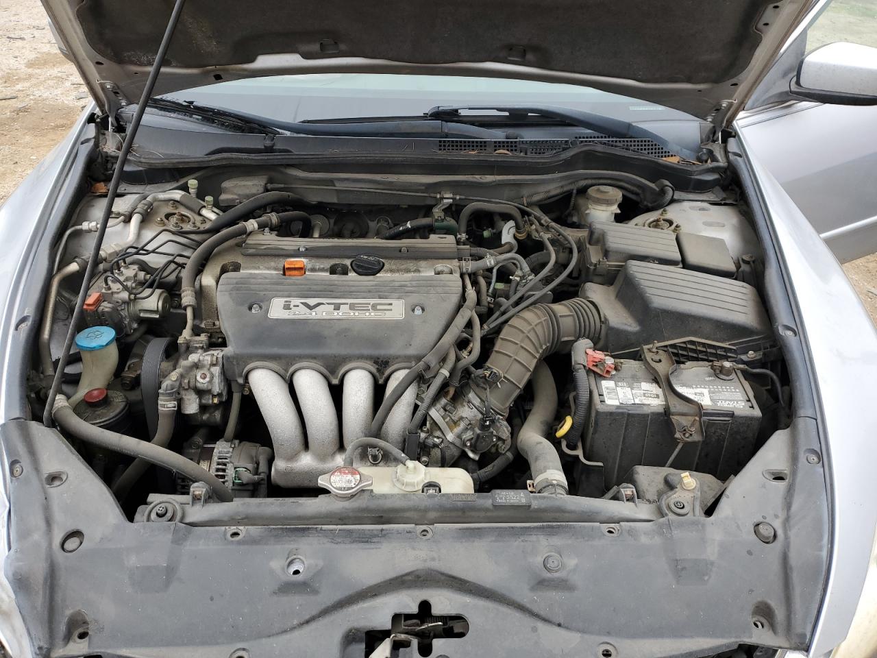 2003 Honda Accord - Image 11