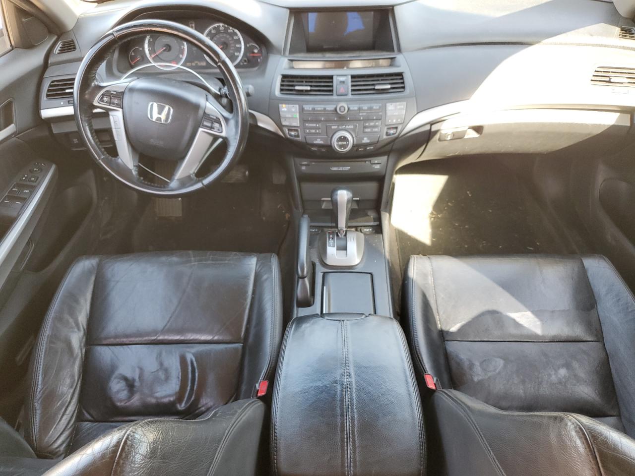2009 Honda Accord - Image 8