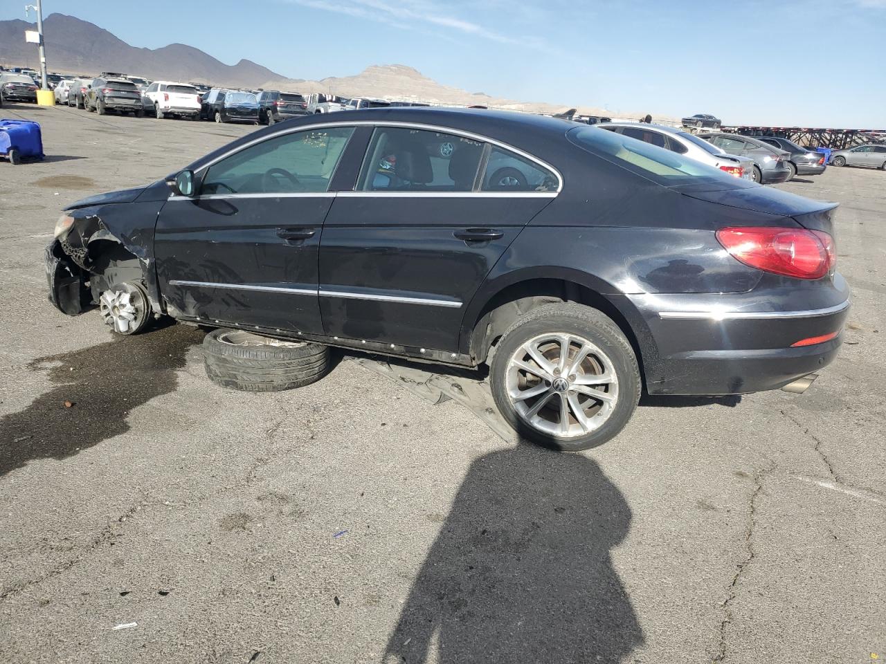 2010 Volkswagen Passat CC - Image 2