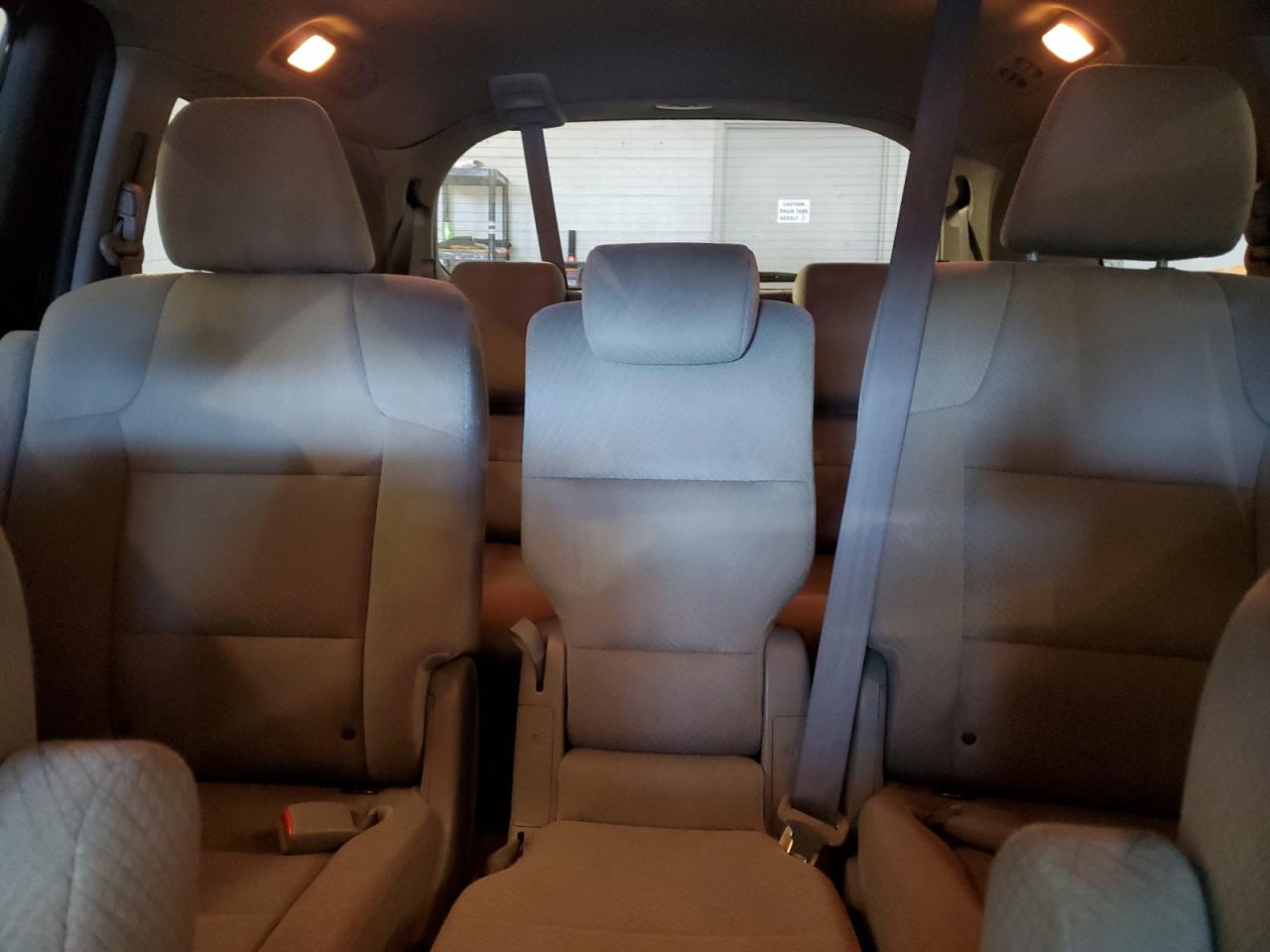 2014 Honda Odyssey - Image 10