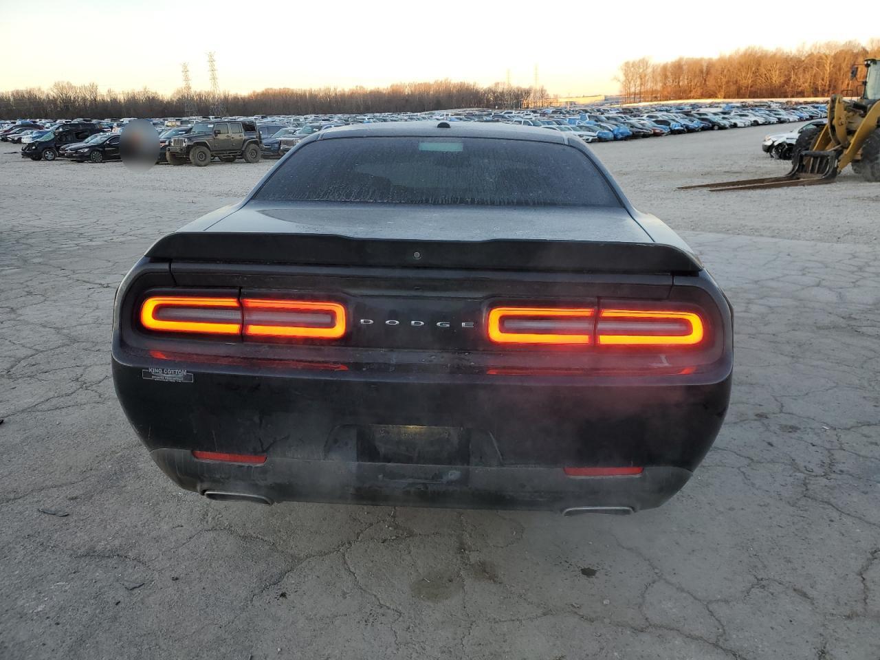 2019 Dodge Challenger - Image 6