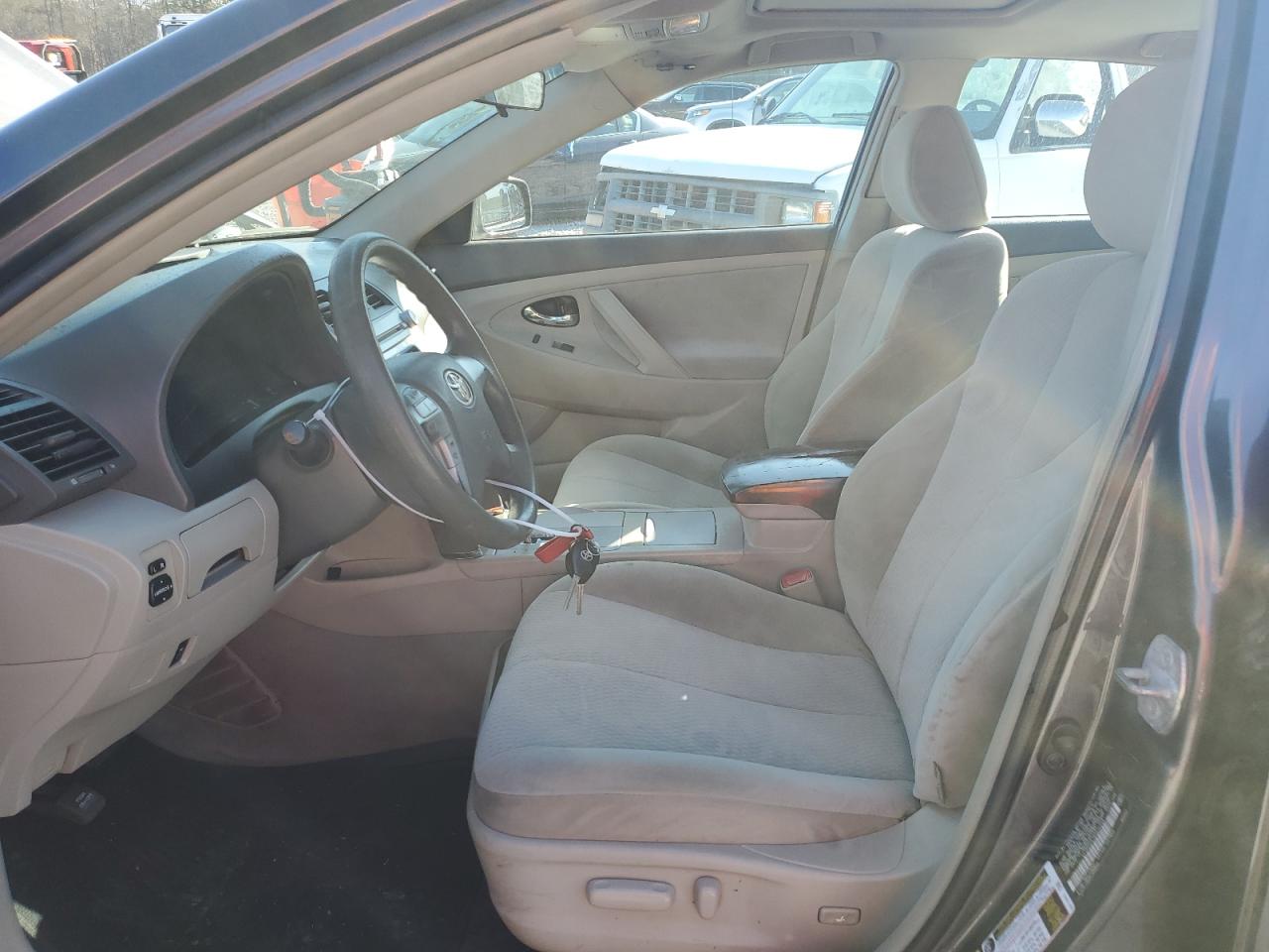 2011 Toyota Camry - Image 7