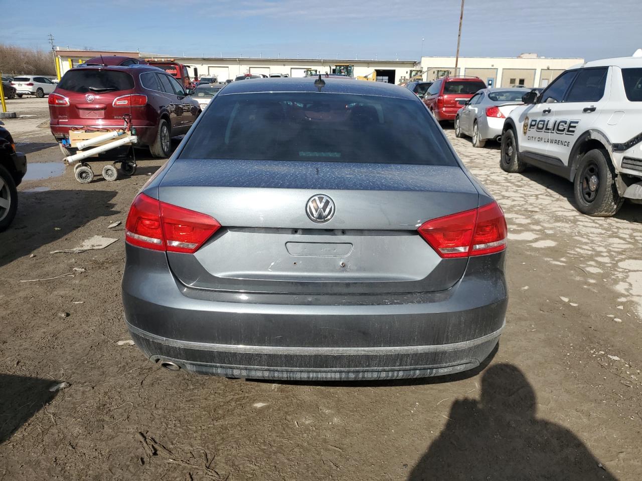 2014 Volkswagen Passat - Image 6