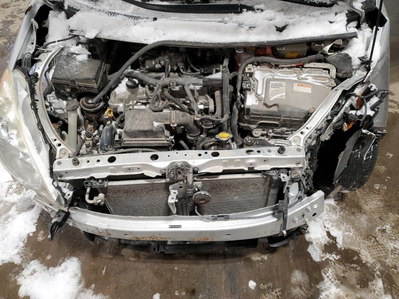 2014 Toyota Prius - Image 13