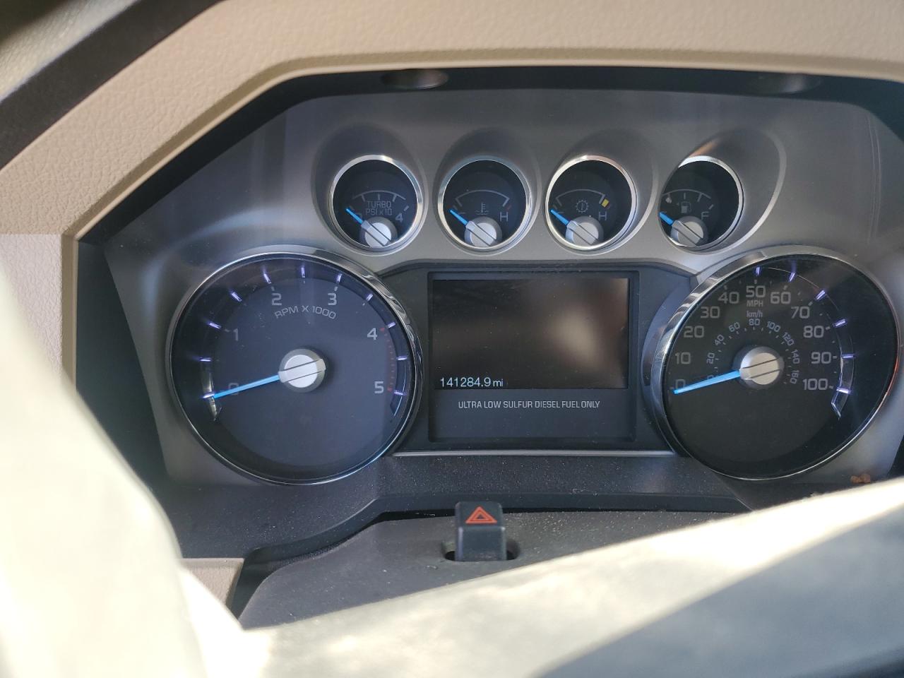 2011 Ford F350 - Image 9