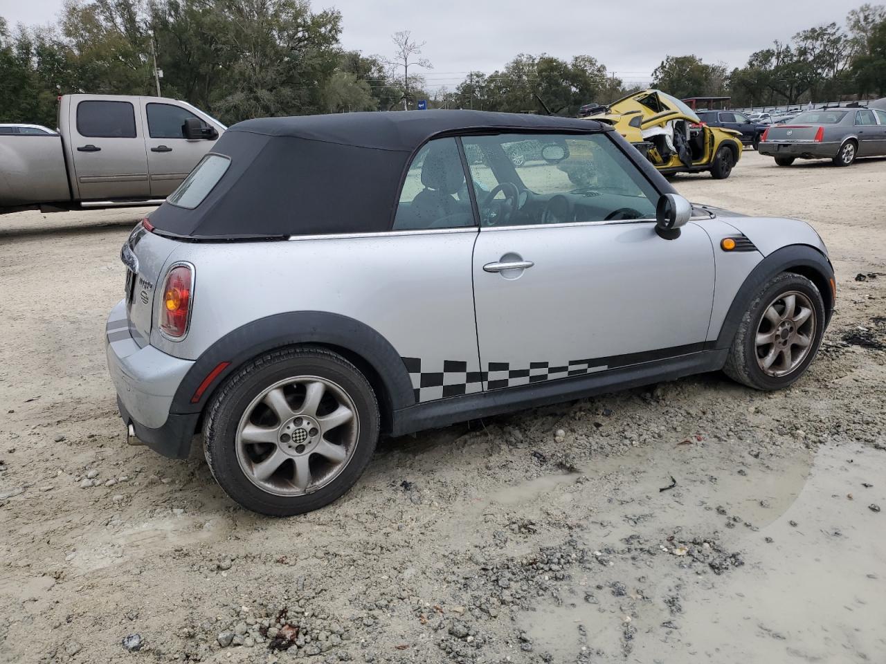 2009 MINI Cooper - Image 3