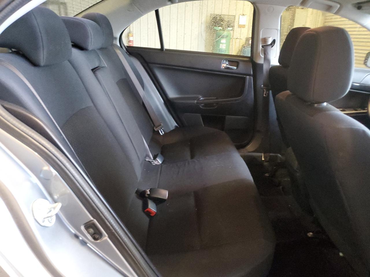 2016 Mitsubishi Lancer - Image 10
