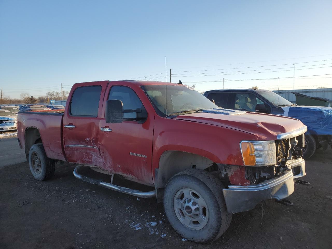 2011 GMC Sierra - Image 4