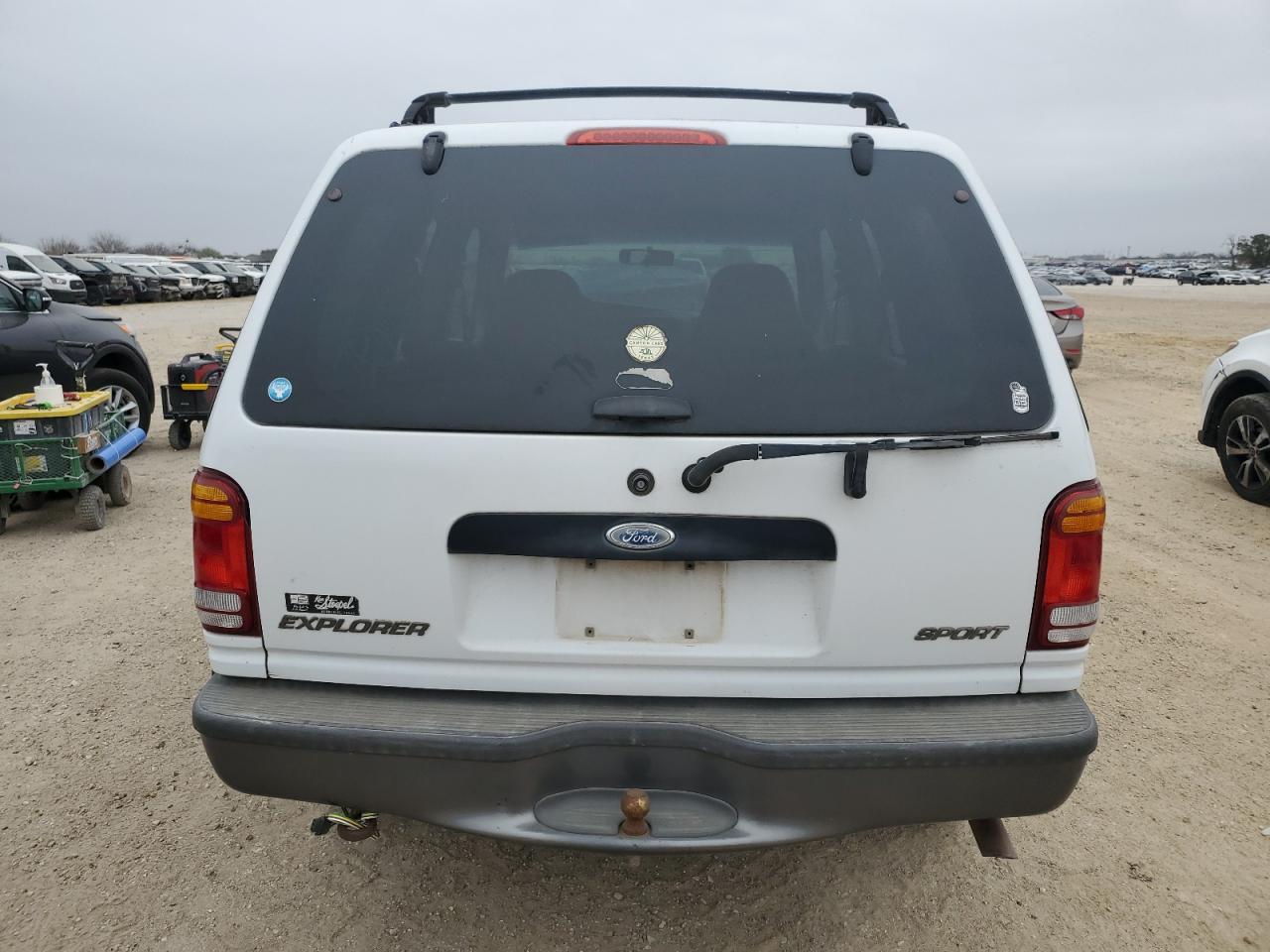 1999 Ford Explorer - Image 6