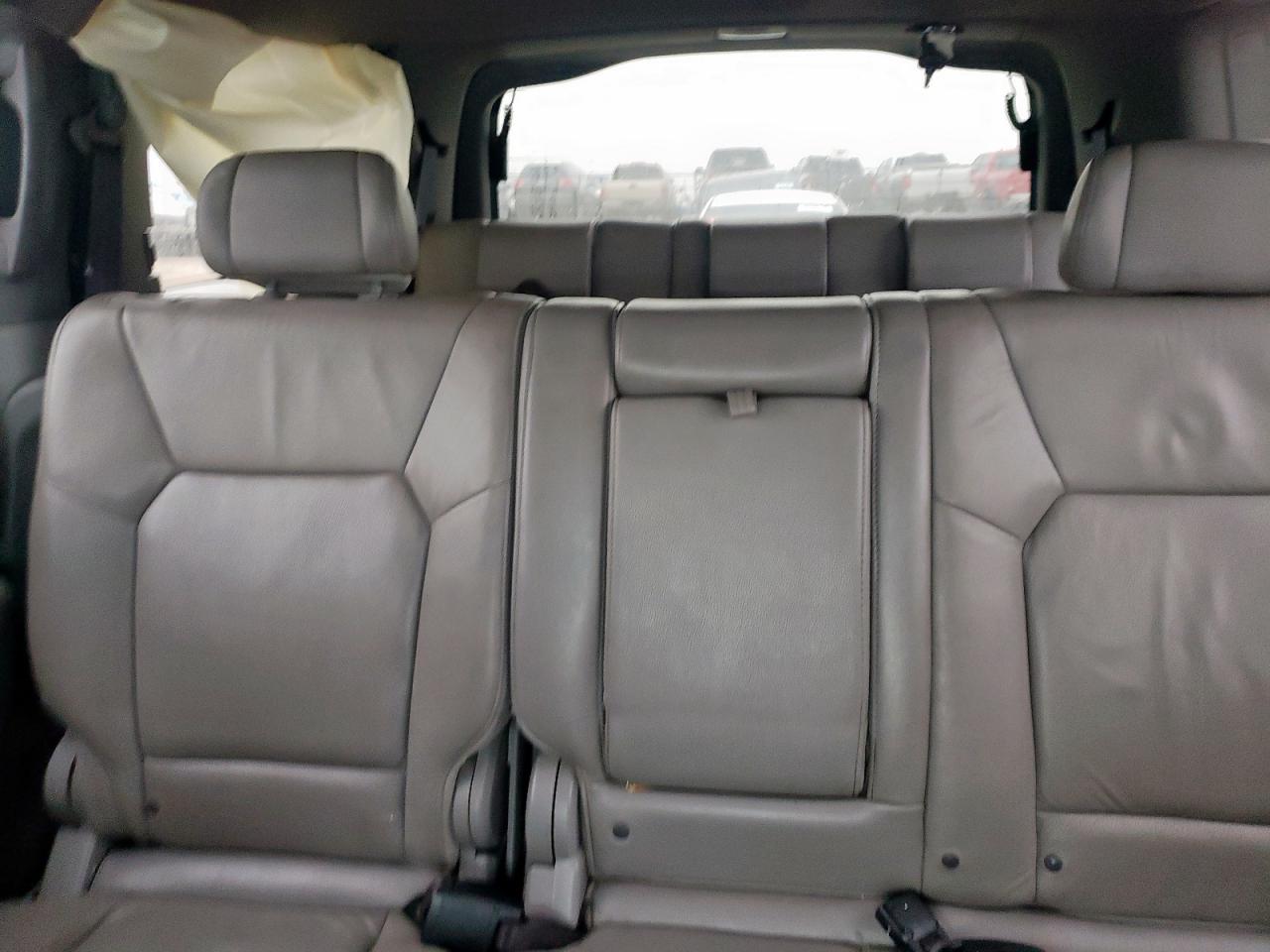 2010 Honda Pilot - Image 10
