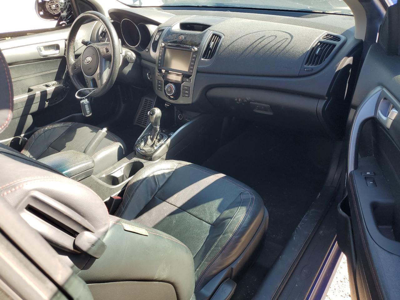 2011 Kia Forte - Image 8