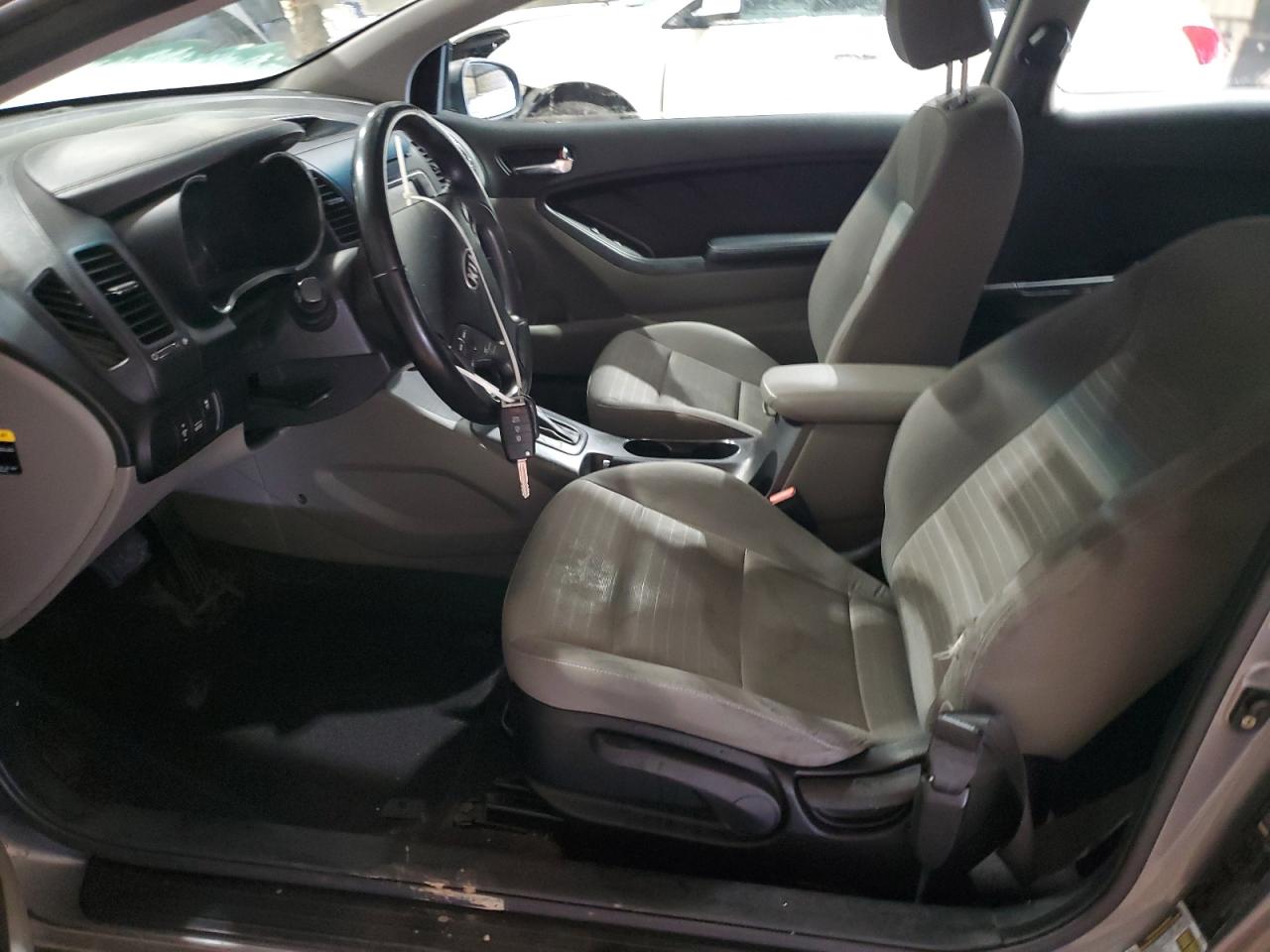 2014 Kia Forte - Image 7