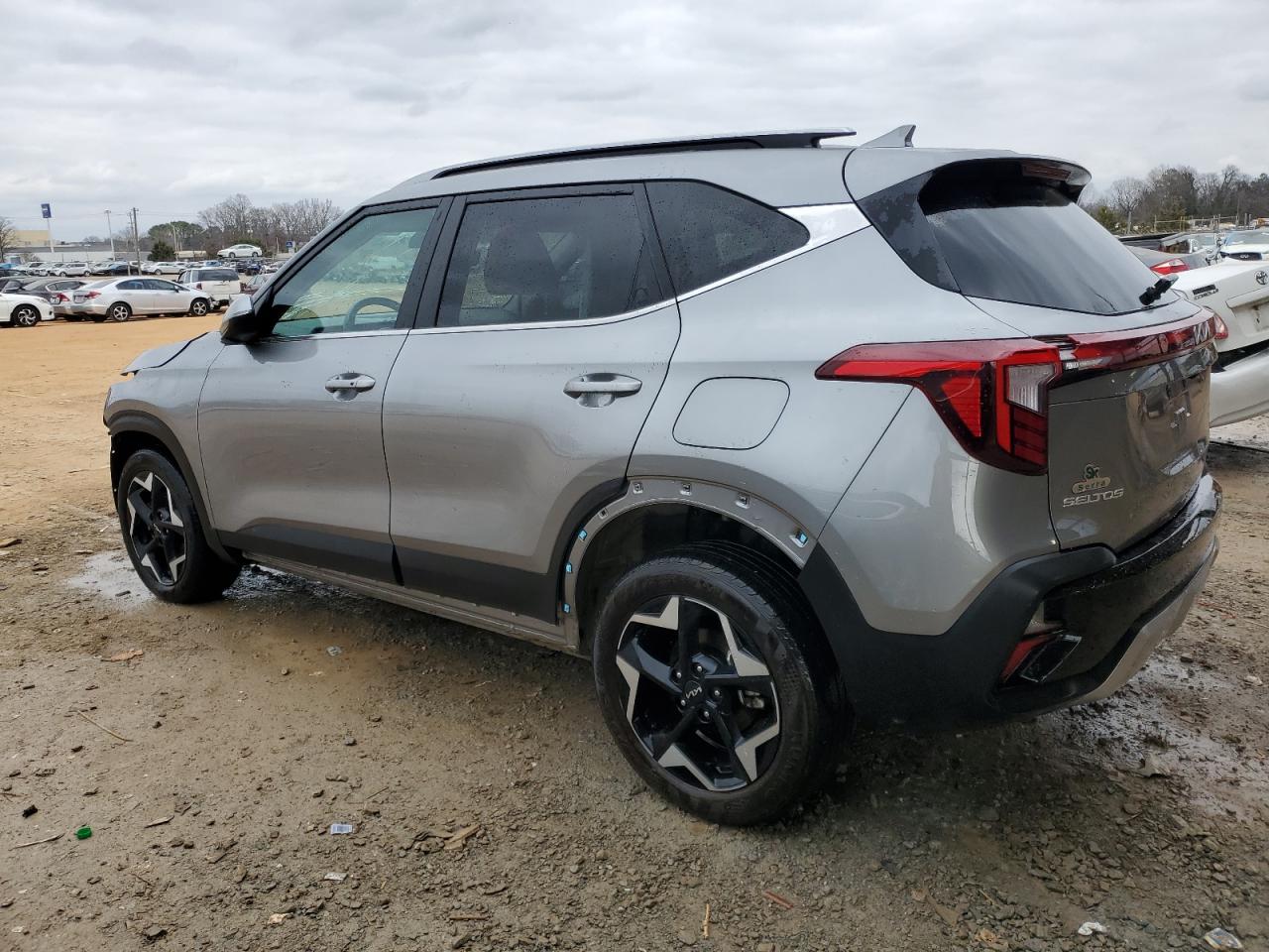 2024 Kia Seltos - Image 2