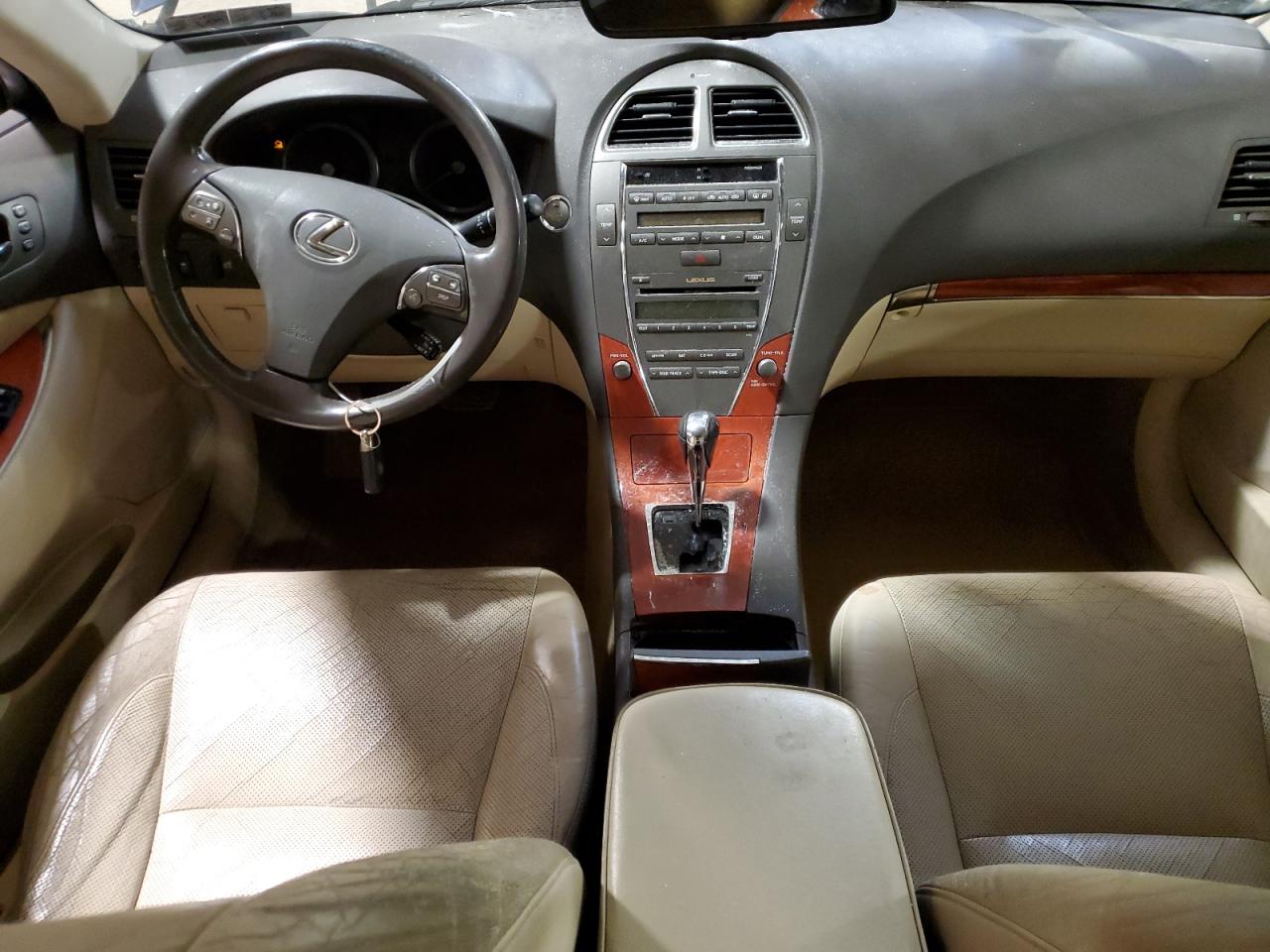 2010 Lexus ES - Image 8