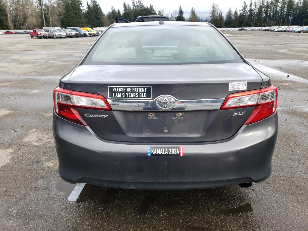 2012 Toyota Camry - Image 6