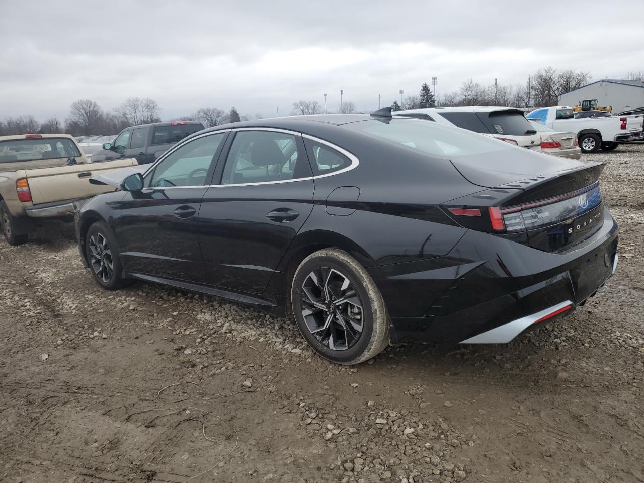 2024 Hyundai Sonata - Image 2