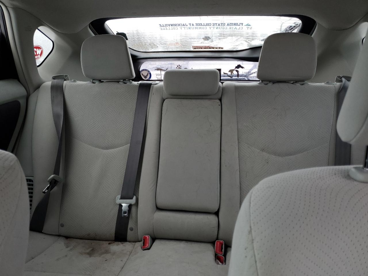 2011 Toyota Prius - Image 10
