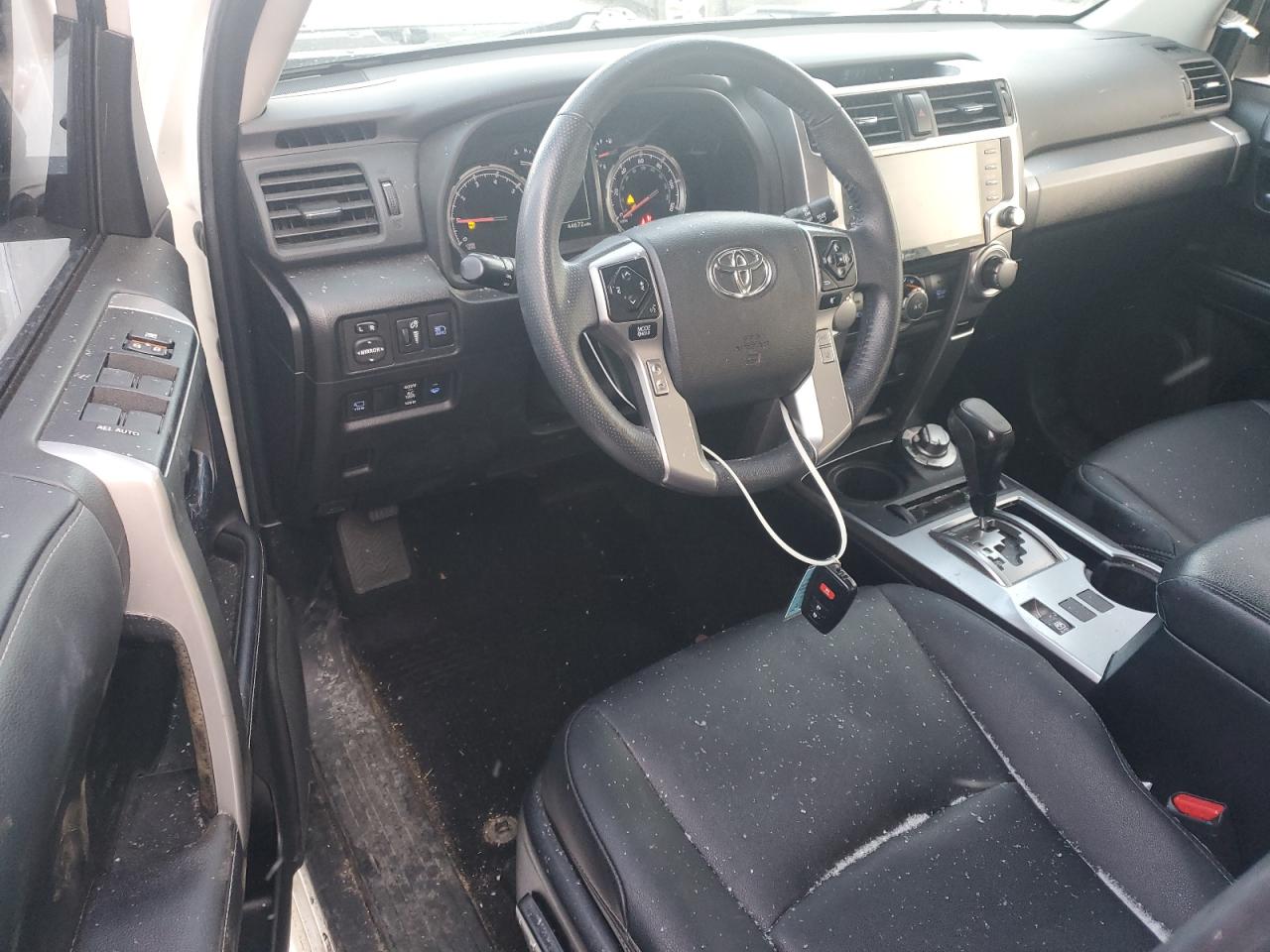 2022 Toyota 4Runner - Image 8
