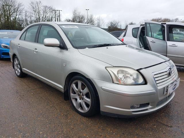 2004 TOYOTA AVENSIS T4