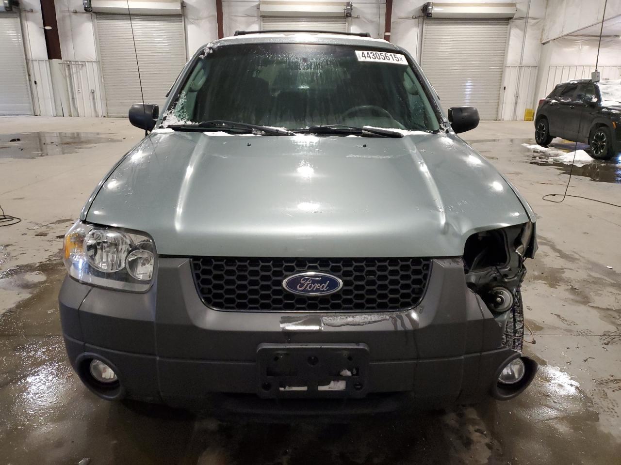 2007 Ford Escape - Image 5