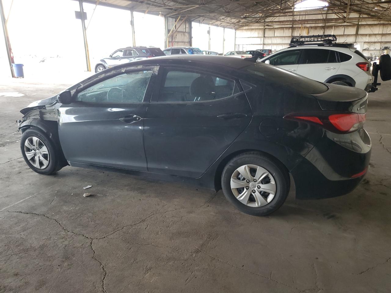 2016 Hyundai Elantra - Image 2