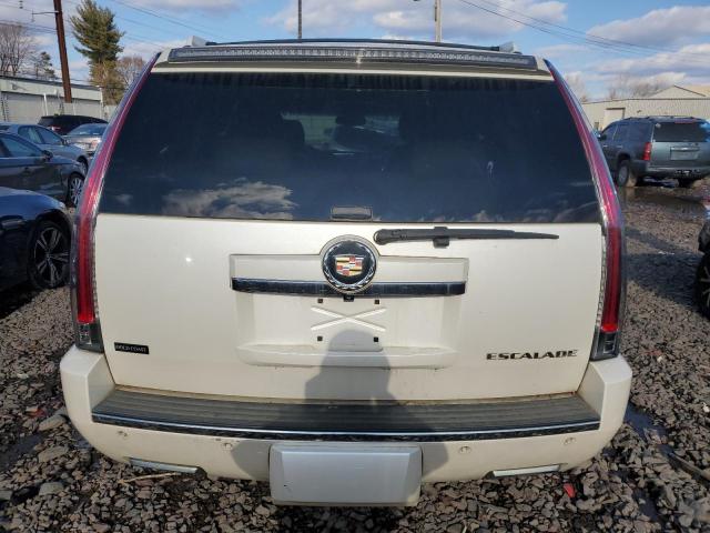 CADILLAC ESCALADE 2013 Biały