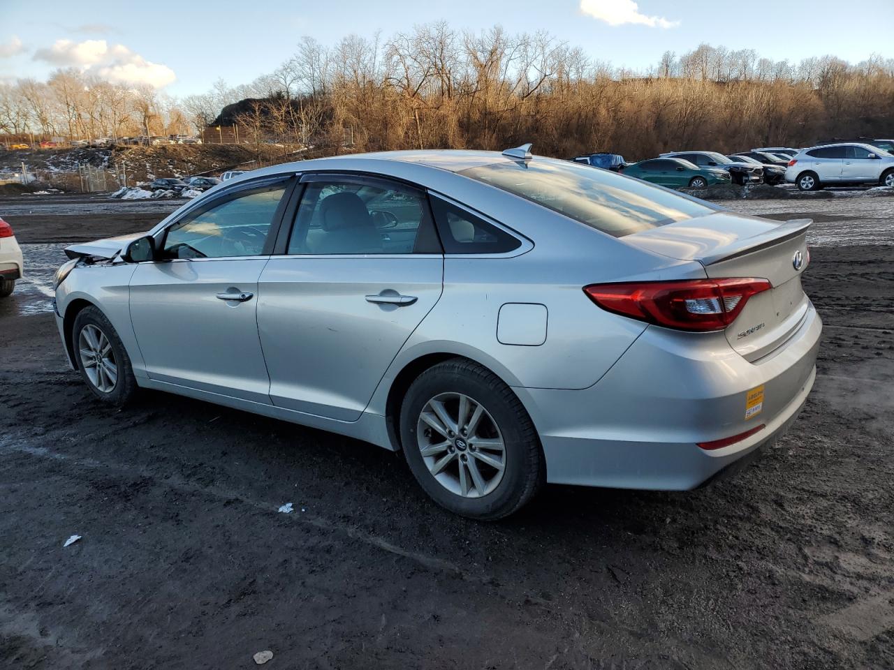 2016 Hyundai Sonata - Image 2