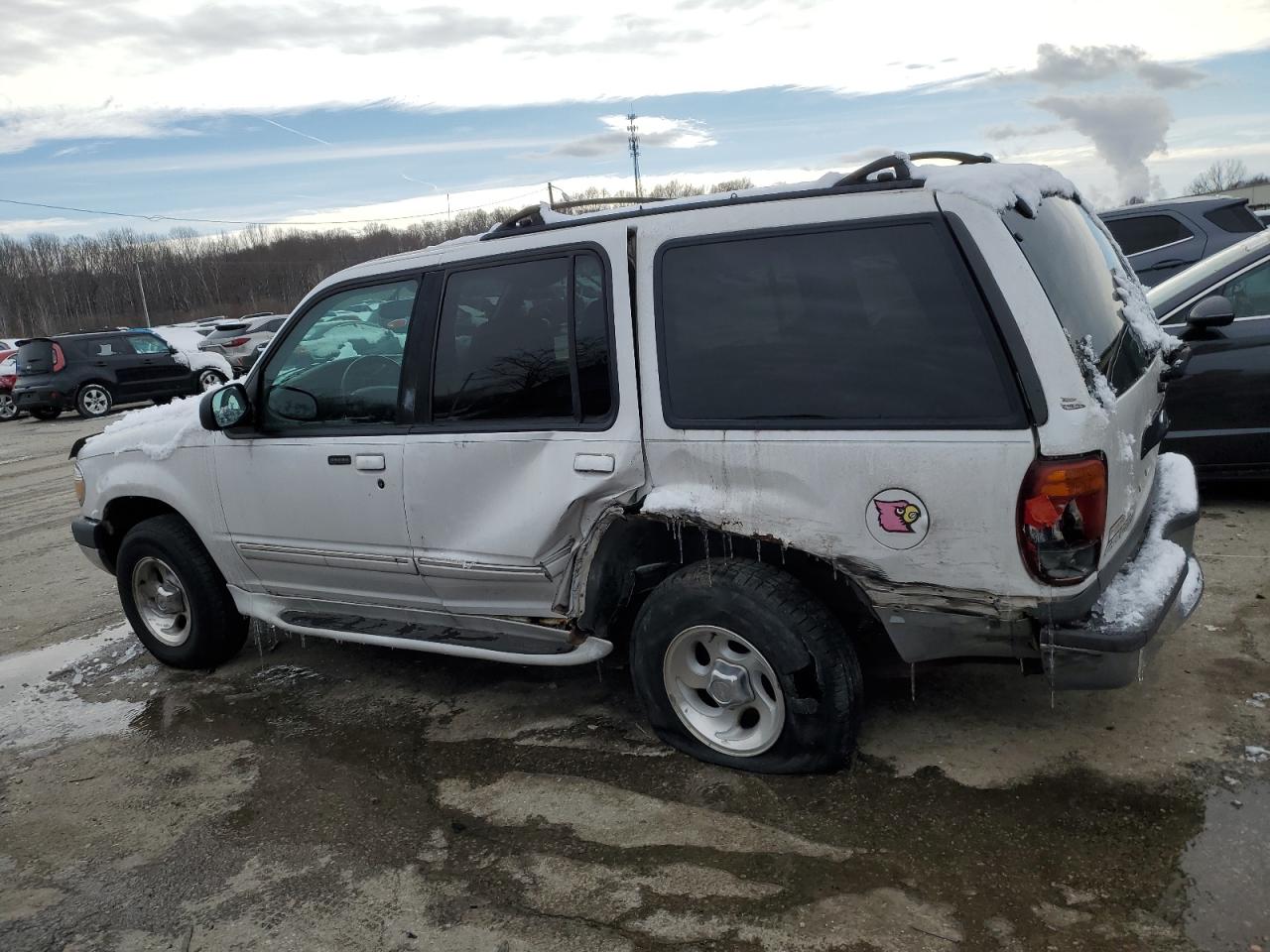 1999 Ford Explorer - Image 2