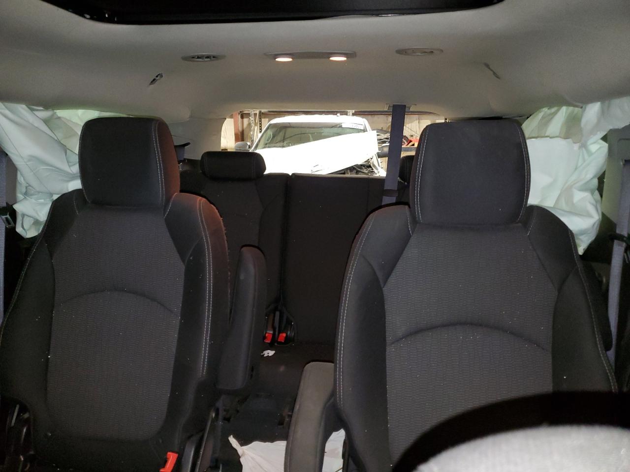 2014 Chevrolet Traverse - Image 10
