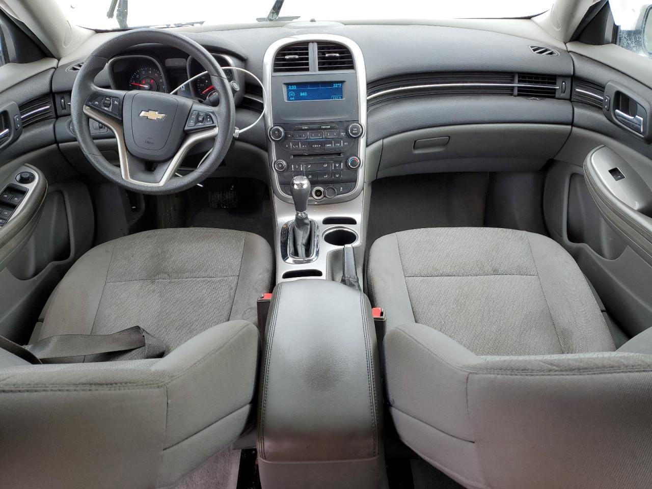 2016 Chevrolet Malibu - Image 8
