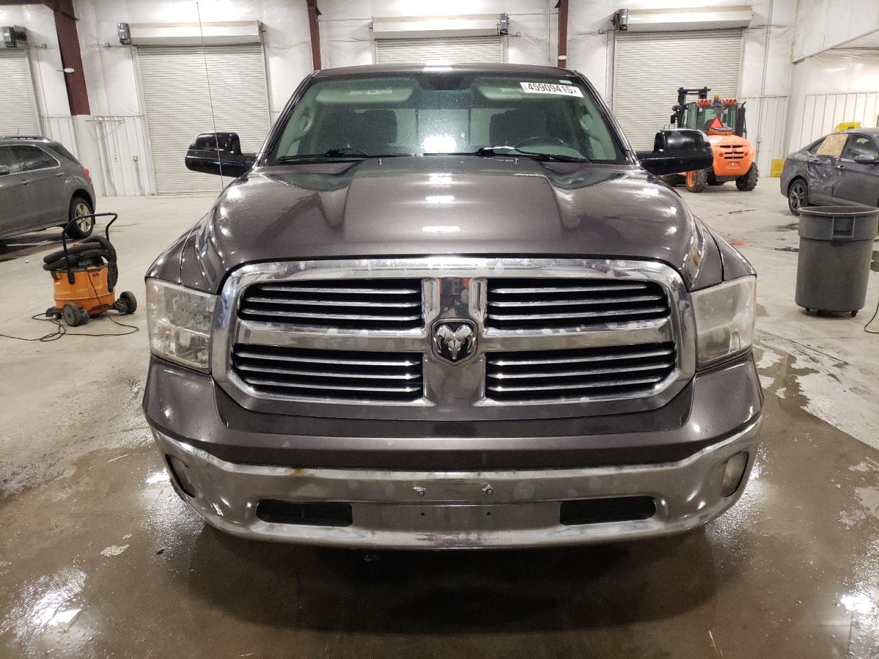 2014 RAM 1500 - Image 5
