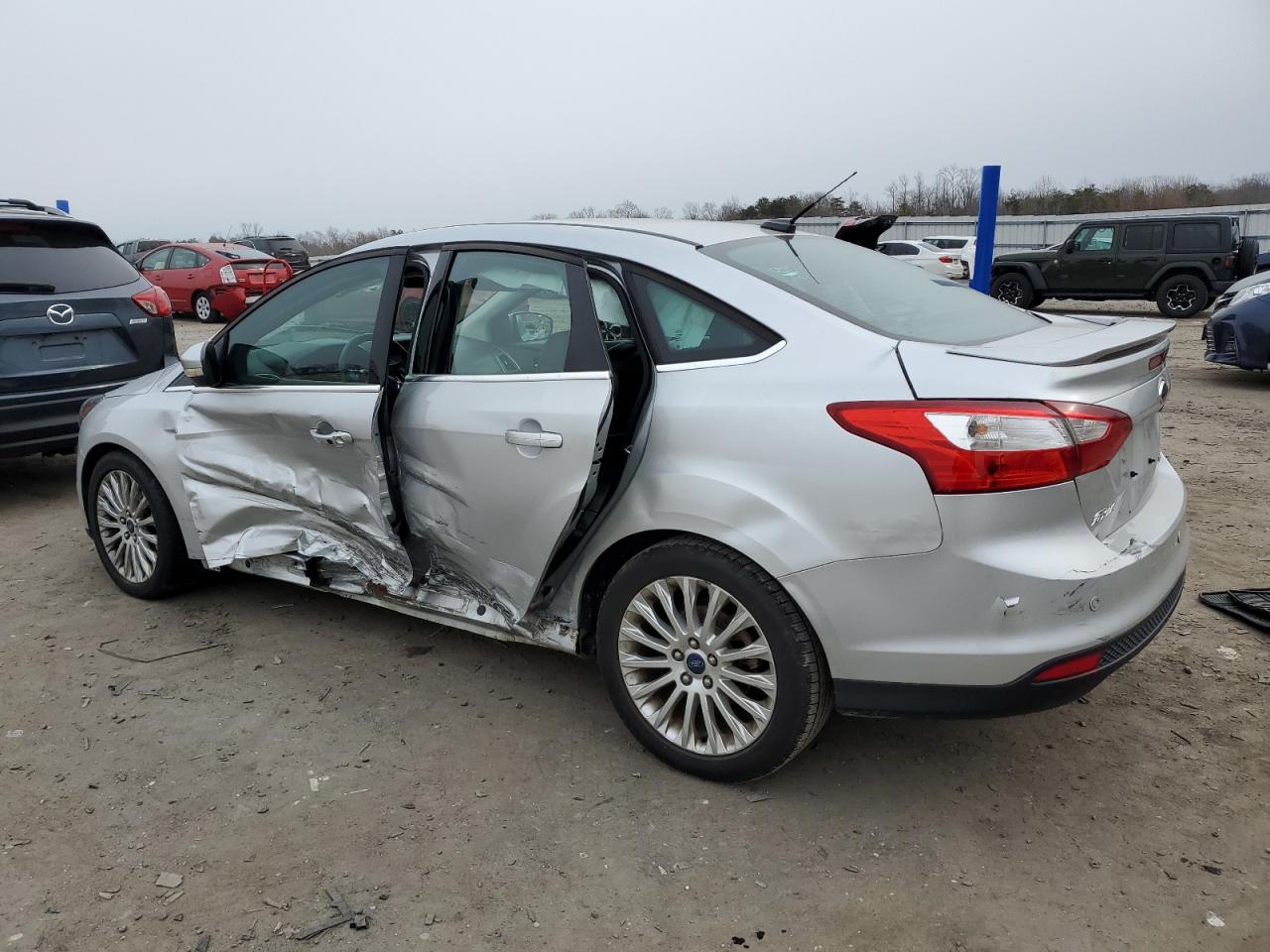2012 Ford Focus - Image 2