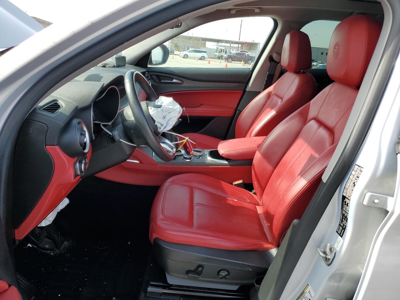 2021 Alfa Romeo Stelvio - Image 7