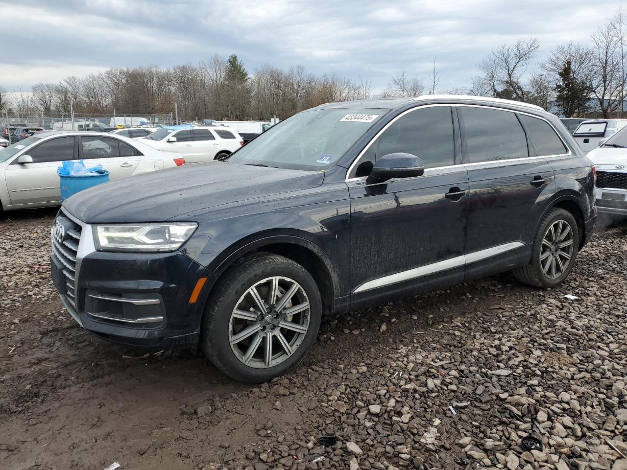 2017 Audi Q7 - Image 1